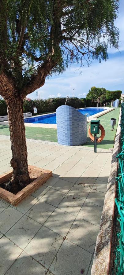 Apartamento Parque Aromatico Con Dos Piscinas Torrevieja Exterior foto