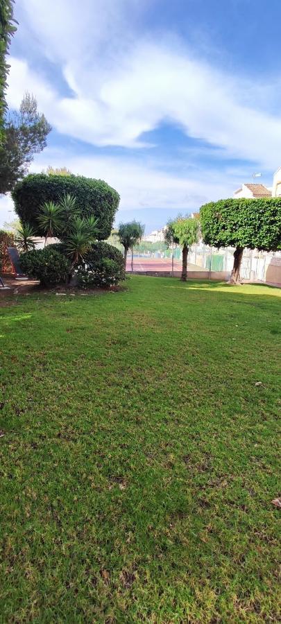 Apartamento Parque Aromatico Con Dos Piscinas Torrevieja Exterior foto